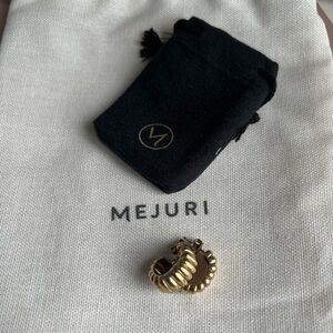 Mejuri Charlotte Bold Hoops